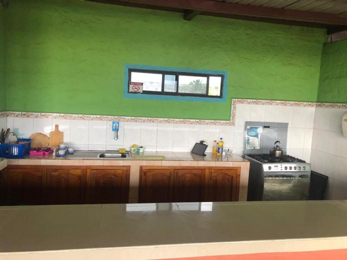 Hotel La Casa De Jeimy à Puerto Baquerizo Moreno Extérieur photo
